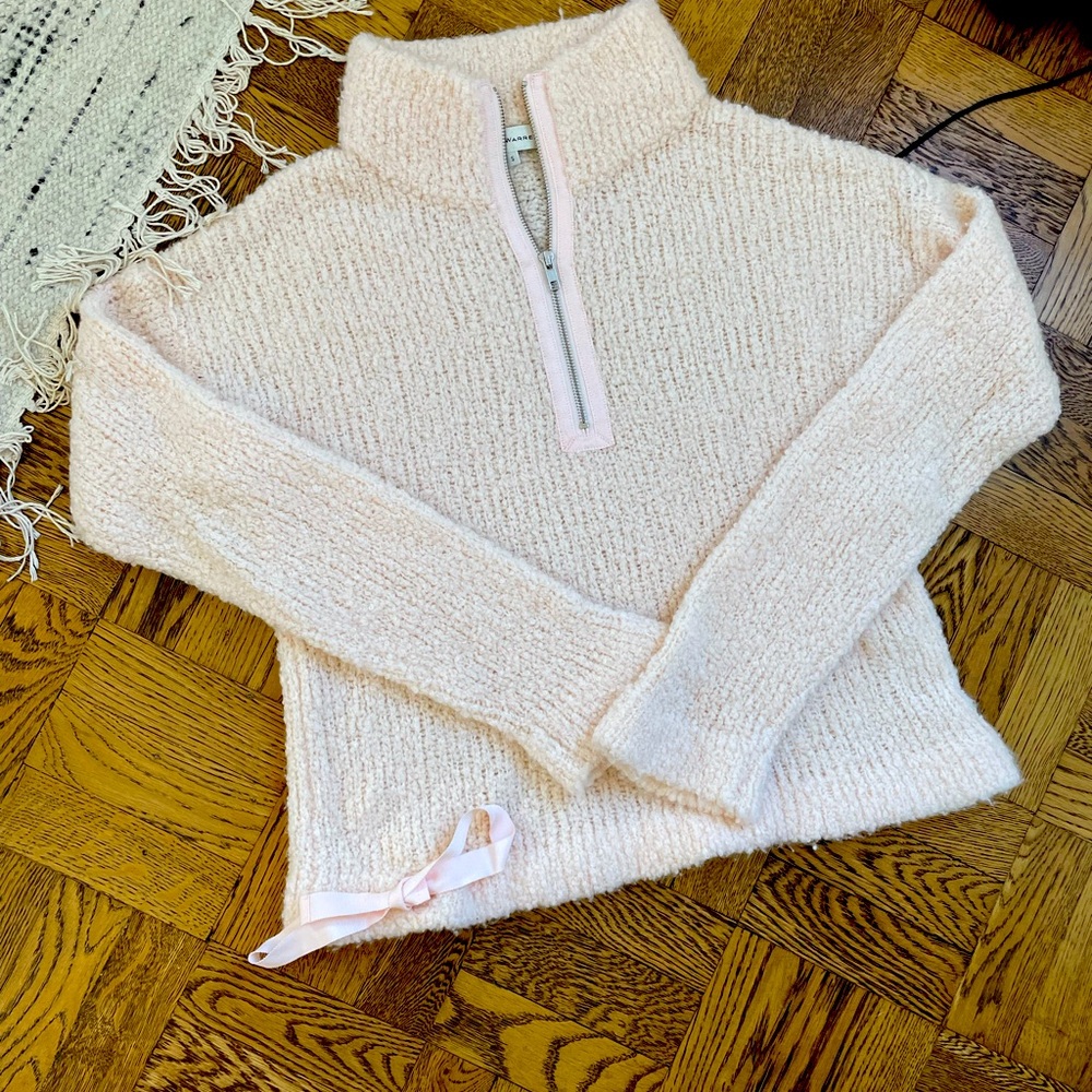 White and Warren Cashmere Crewneck sweater